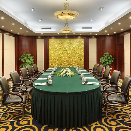 Shanghai Hotel Jin Jiang Zewnętrze zdjęcie