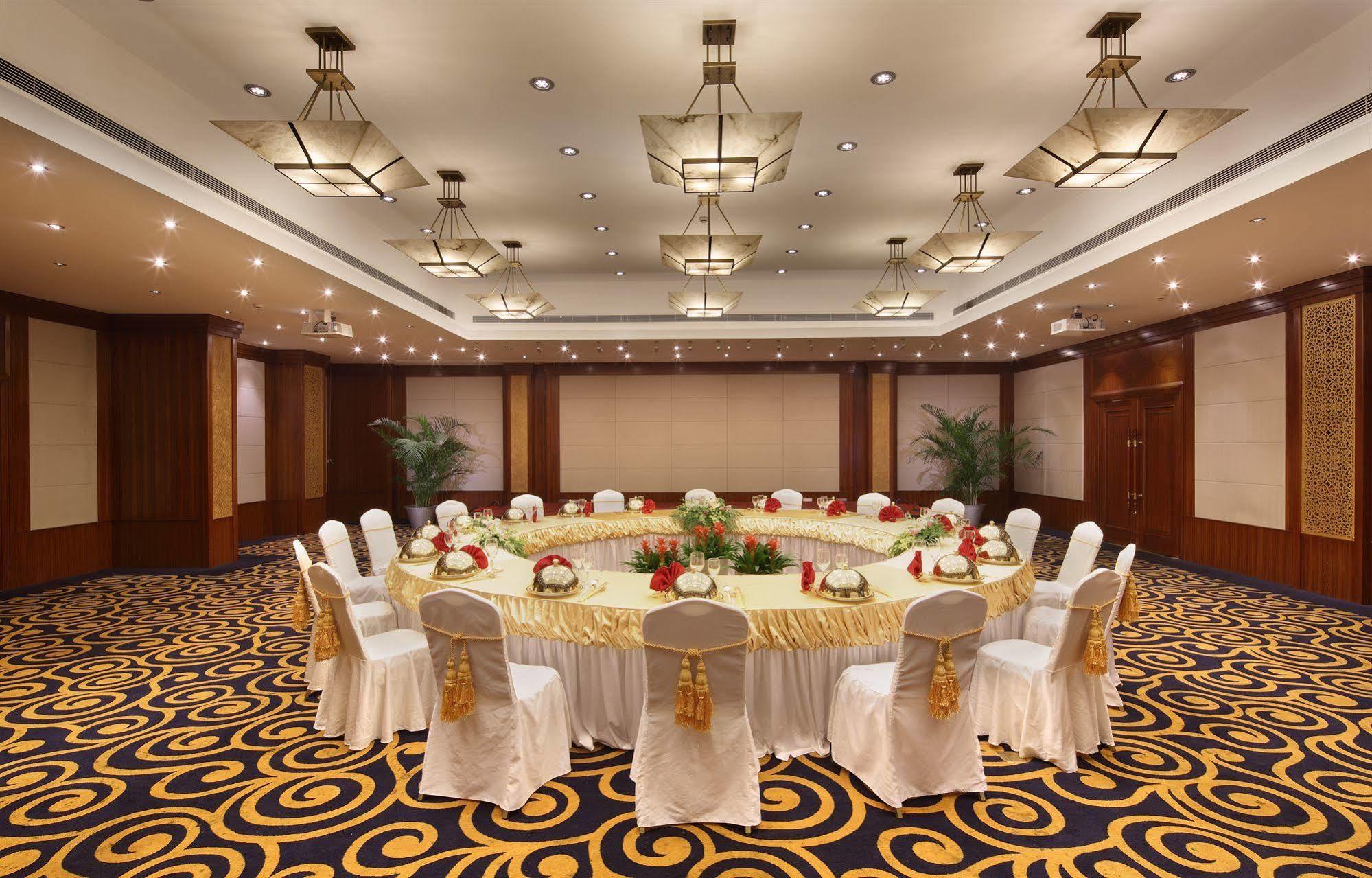 Shanghai Hotel Jin Jiang Zewnętrze zdjęcie
